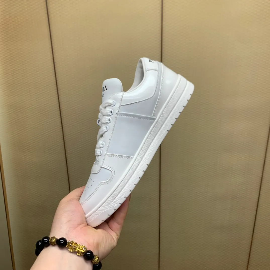 💰660.巜PRADA》Prada: Top 🔝purchasing agent🔍🔍The latest men’s counters are on sale simultaneously, high-quality original calfskin imported from Italy 🇮🇹. Brand logo* (prominent·high-end·noble·class·) exquisite workmanship (imported from Italy🇮🇹 Sole: Original sole provided by the original factory, ⚠️exclusive double-layer activity, TPR rubber, combination outsole; super comfortable, wear-resistant, non-slip, environmentally friendly🌳🌳🌳, real shot🎬The real thing is more beautiful🔍🔍 (high quality, follow the order) code number 38 to 44 (.45 customized)